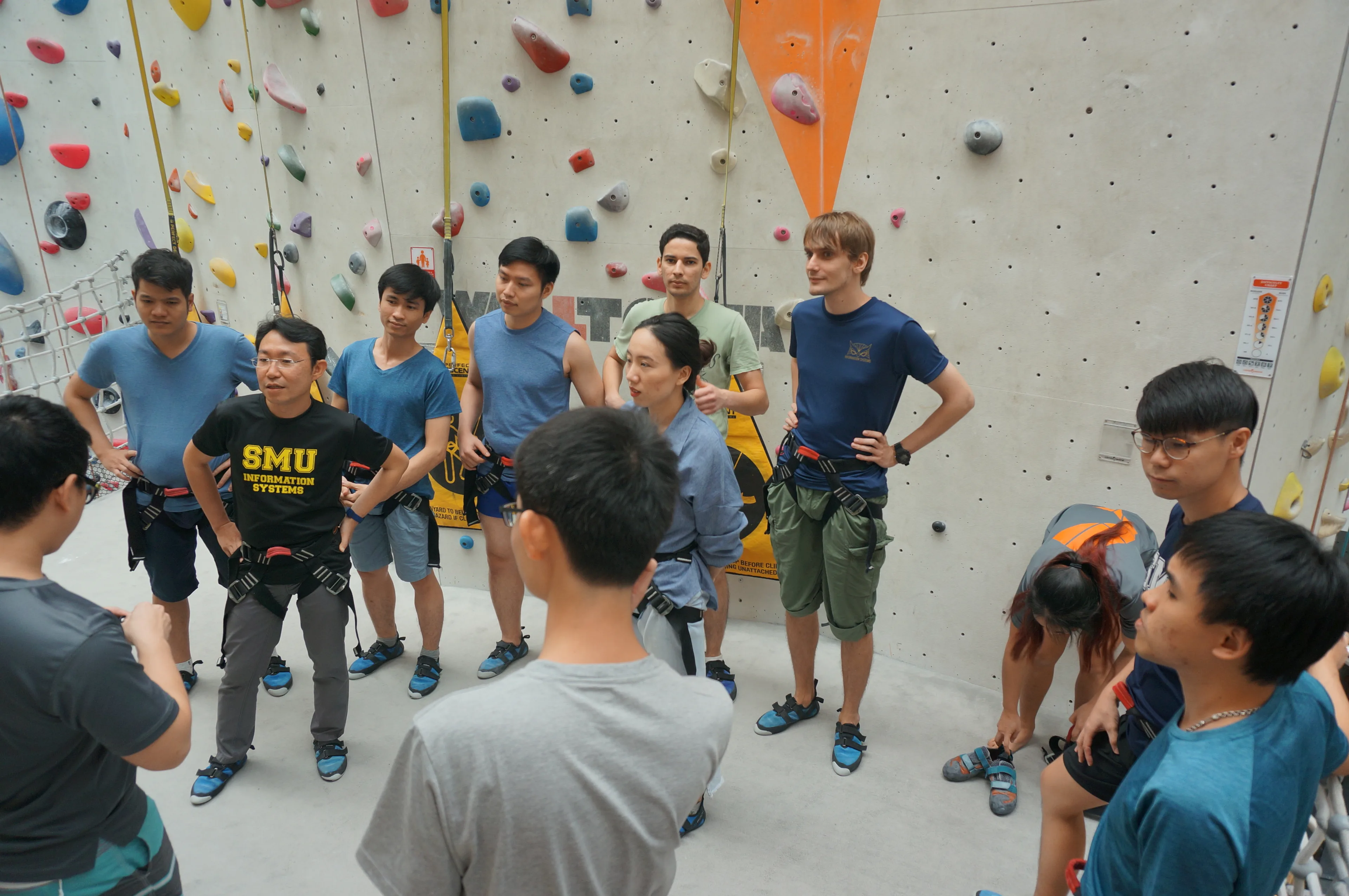 The staff briefed us on how to climb and go down safely