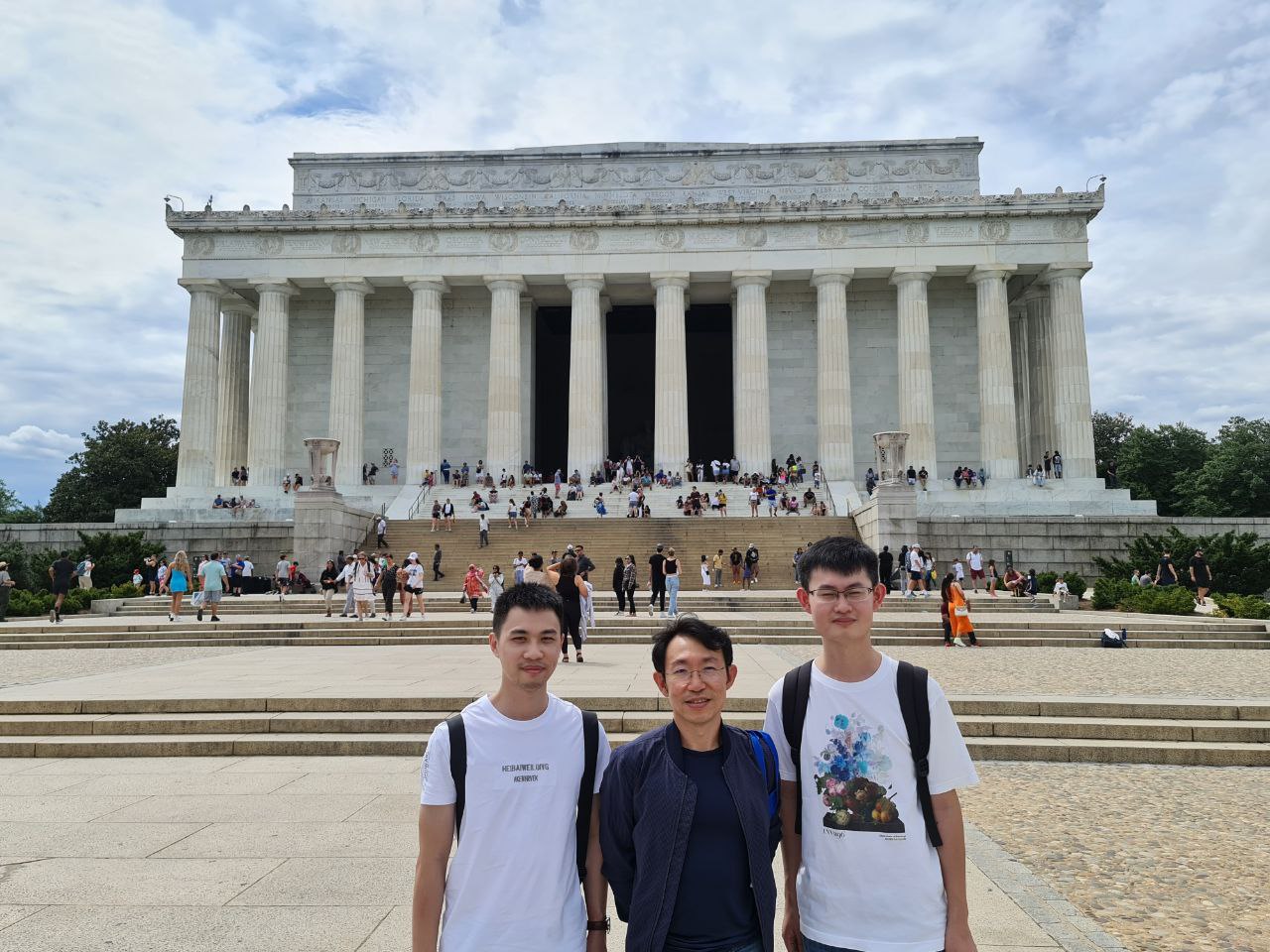 Thuat, Hady, and Zhang Ce visiting Lincoln Memorial